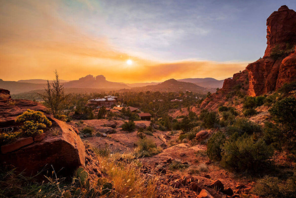 Why You Should Consider Investing in Airbnb Properties in Phoenix